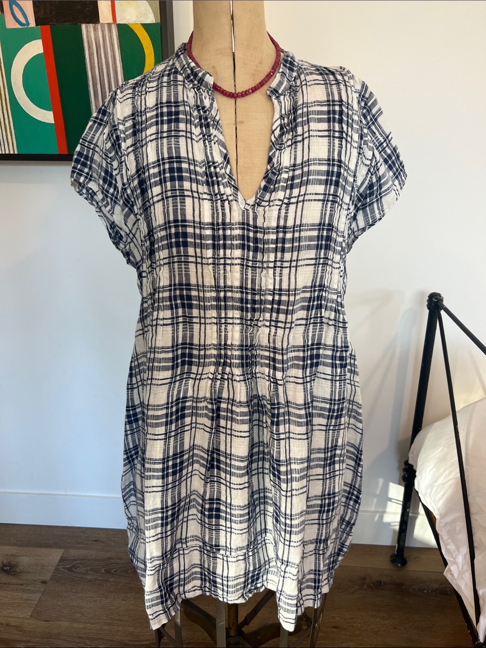 CP Shades Navy and White Plaid Short-Sleeve Tunic sz XL v neck short sleeves